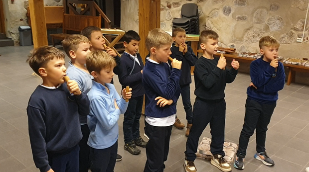 2e klasė lankėsi Tautinės muzikos instrumentų muziejuje