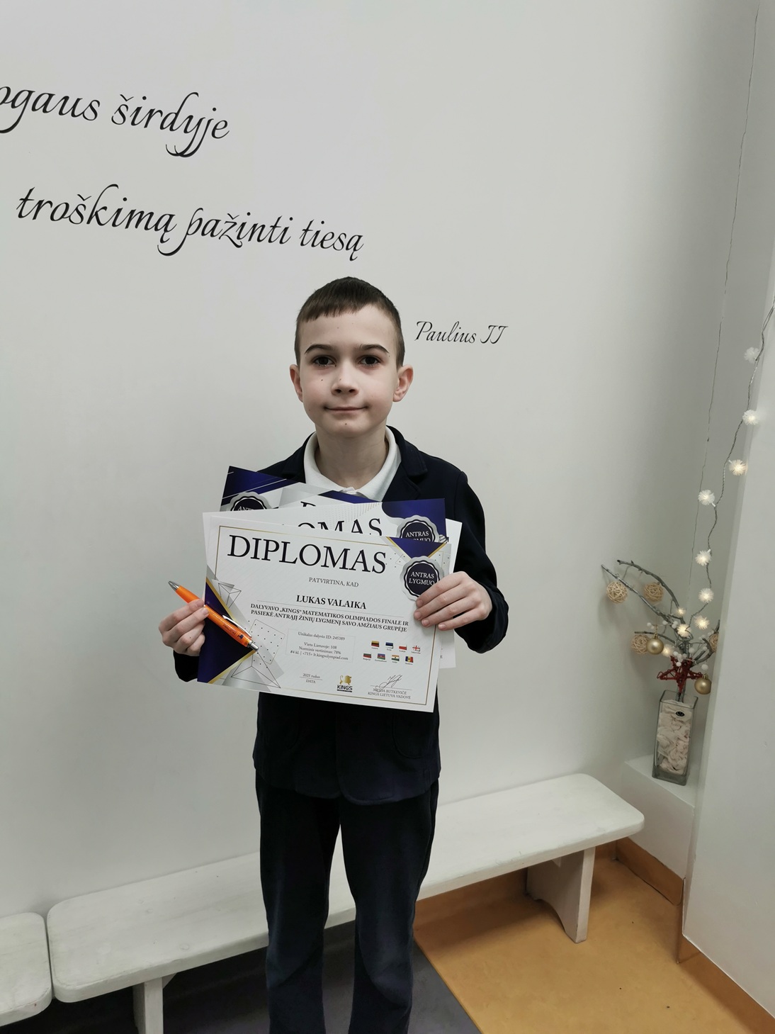 Sveikiname 4D klasės mokinį Luką Valaiką, dalyvavusį tarptautinės Kings olimpiados finale